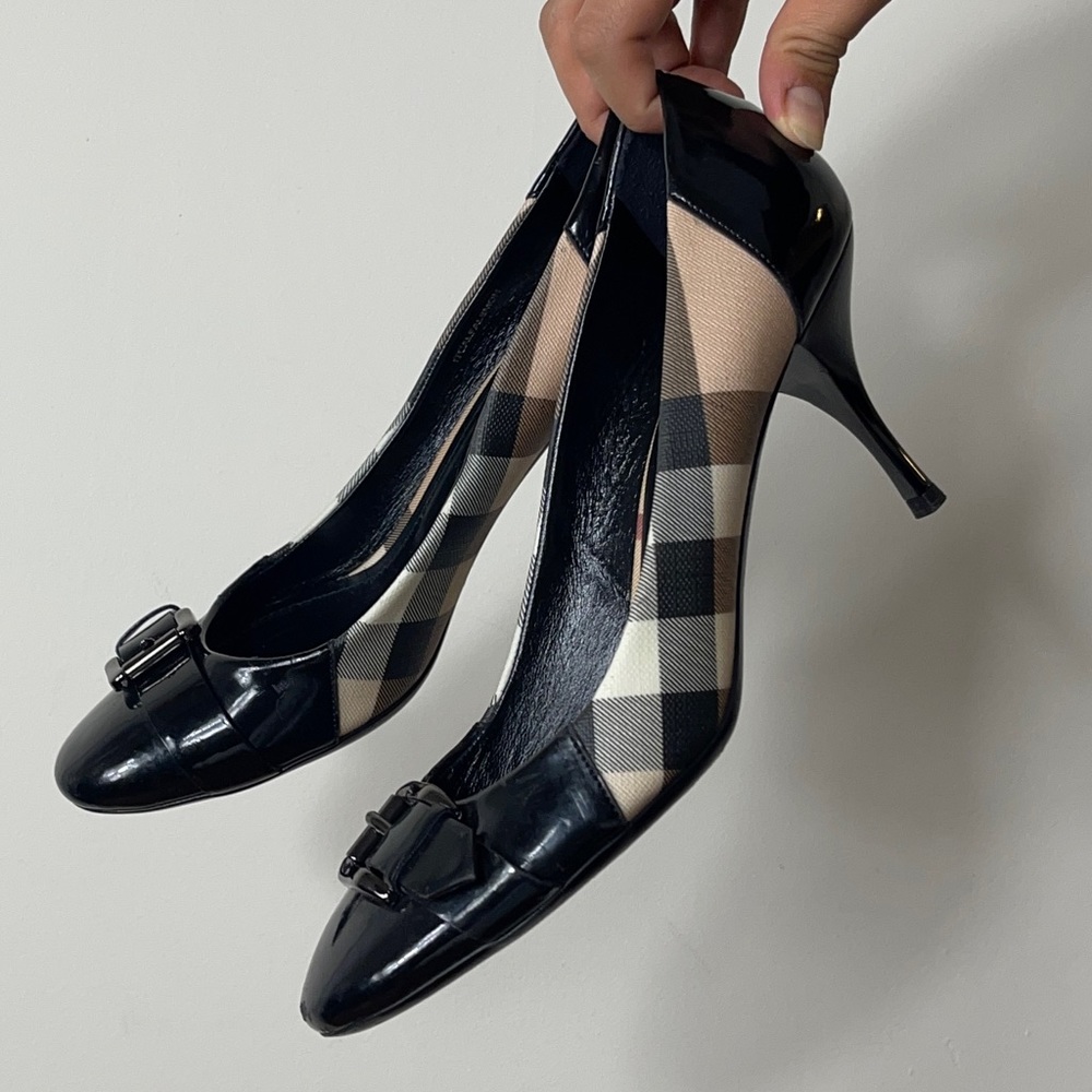 Burberry Nova Check Buckle Heels Size 10